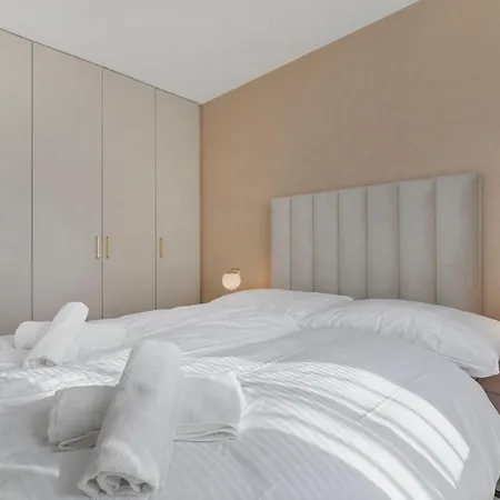 Lam Rose - Ac - Terrace Apartamento Bratislava