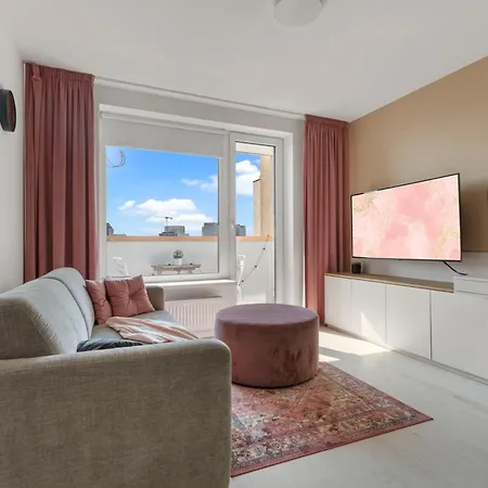 Lam Rose - Ac - Terrace