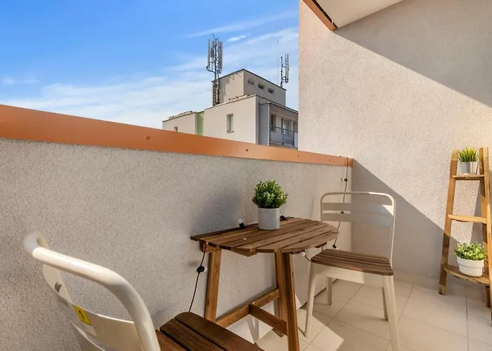 Lam Rose - Ac - Terrace براتسيلافا