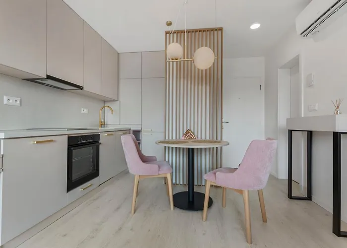 Lam Rose - Ac - Terrace *