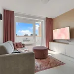 Lam Rose - Ac - Terrace