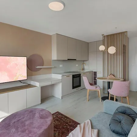 Lam Rose - Ac - Terrace Bratislava