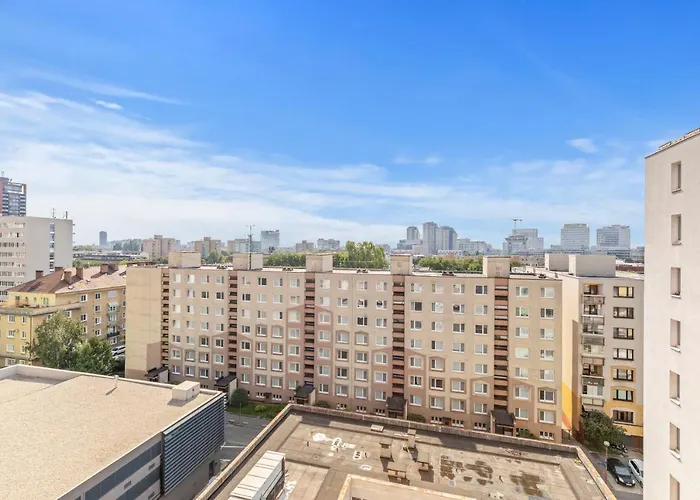 Lam Rose - Ac - Terrace